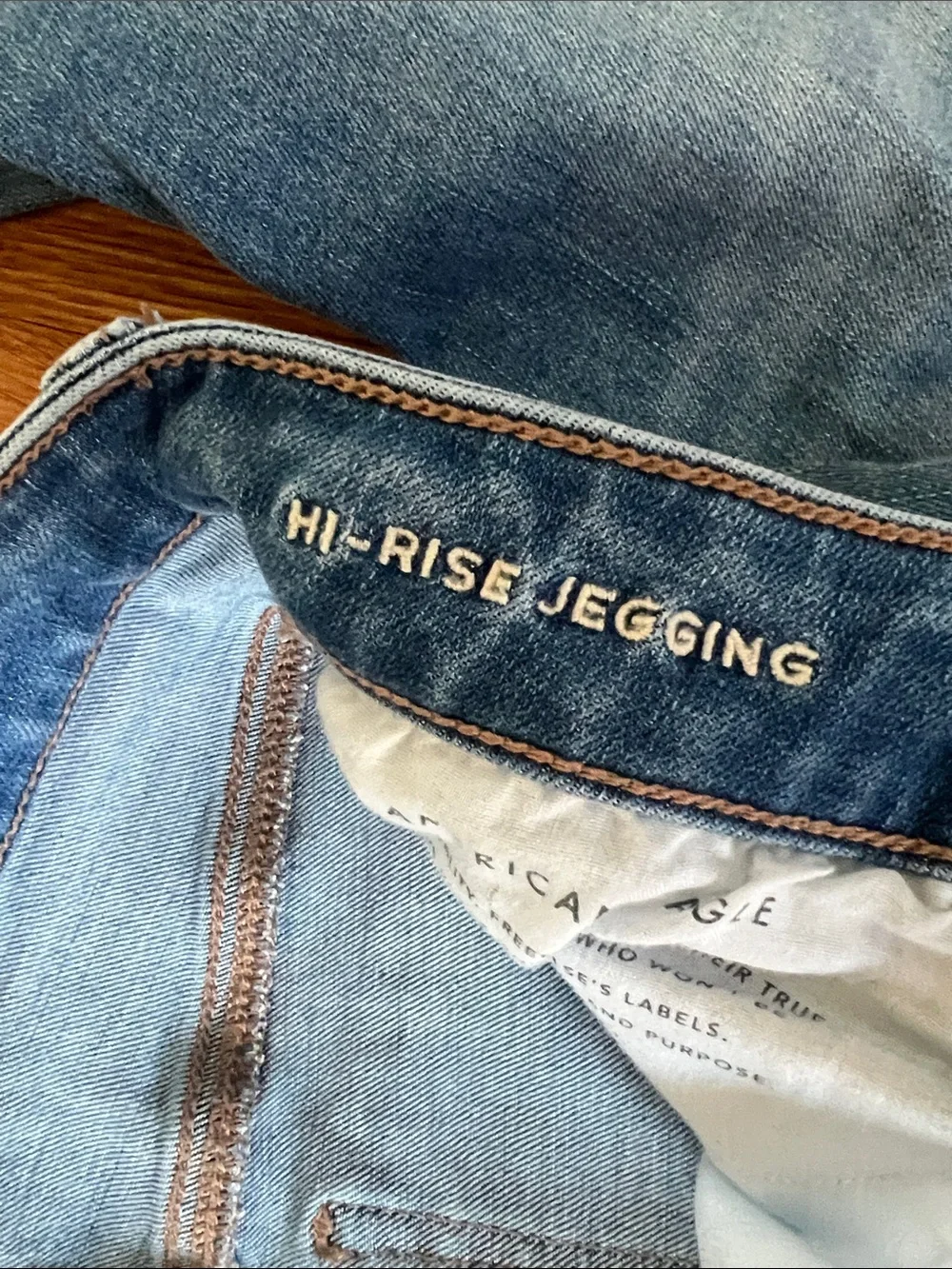 American Eagle Outfitters Light Blue & Medium Blue Distressed jeggings